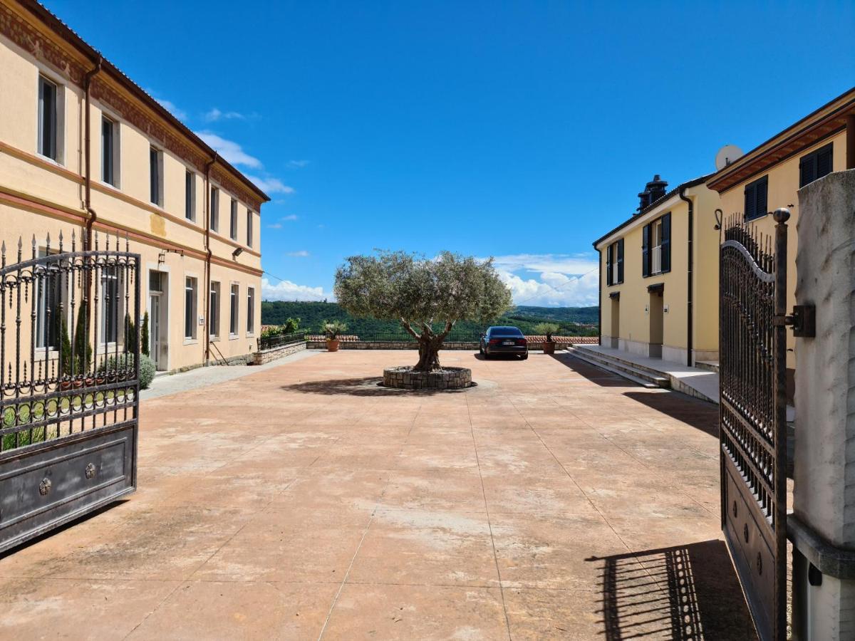 Hotel Stara Sola - Oleander Resort Korte Eksteriør billede