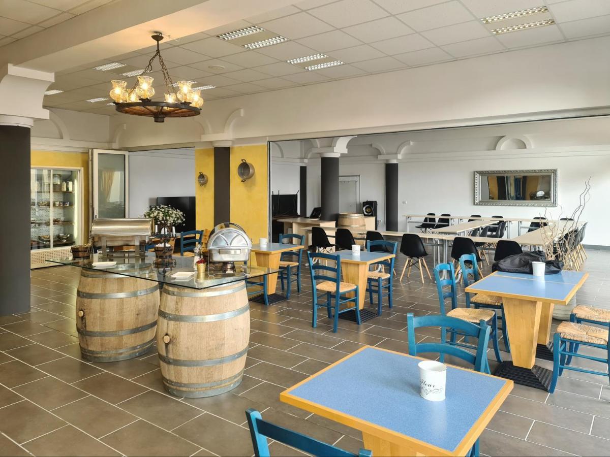 Hotel Stara Sola - Oleander Resort Korte Eksteriør billede